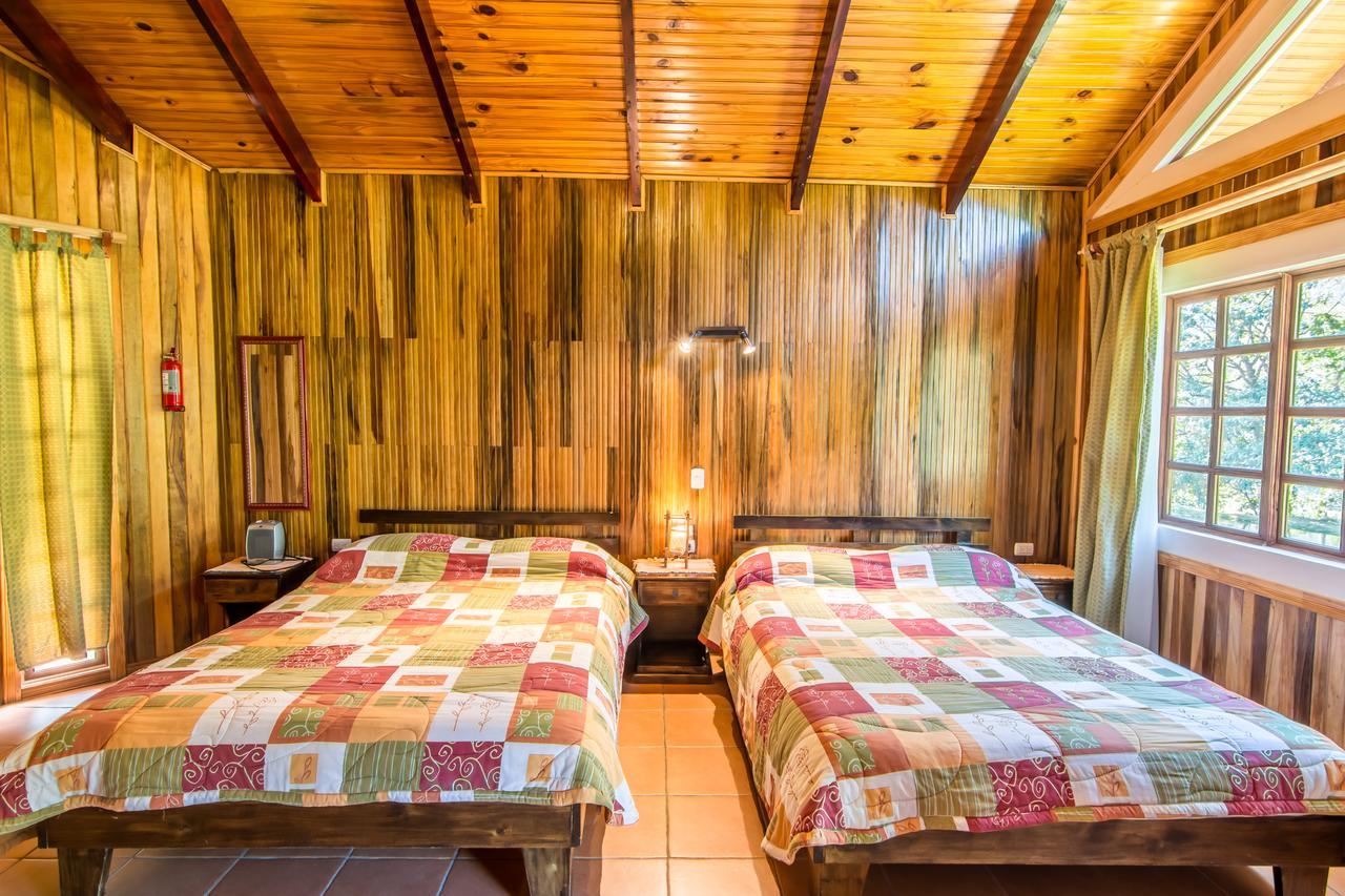 Suenos Del Bosque Lodge San Gerardo de Dota Exterior photo
